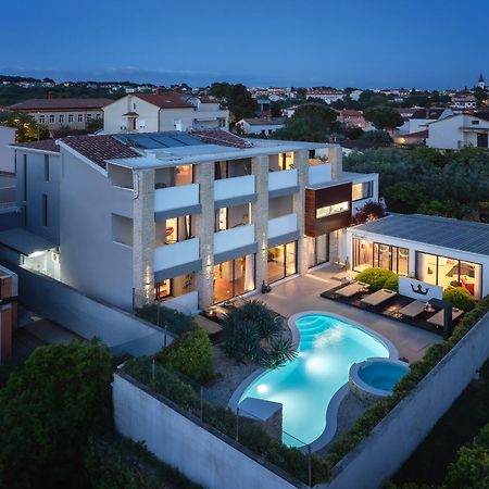 Boutique Hotel Chevalier By Bura Hotels - Adults Only Medulin Exterior foto